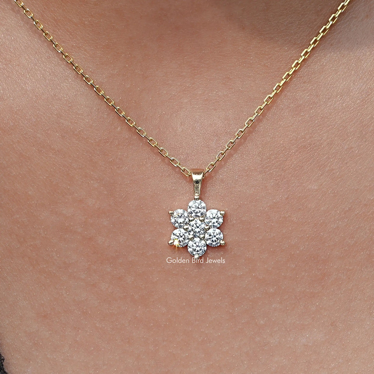 Close up view Round Cut Diamond Floral Minimalist Pendant