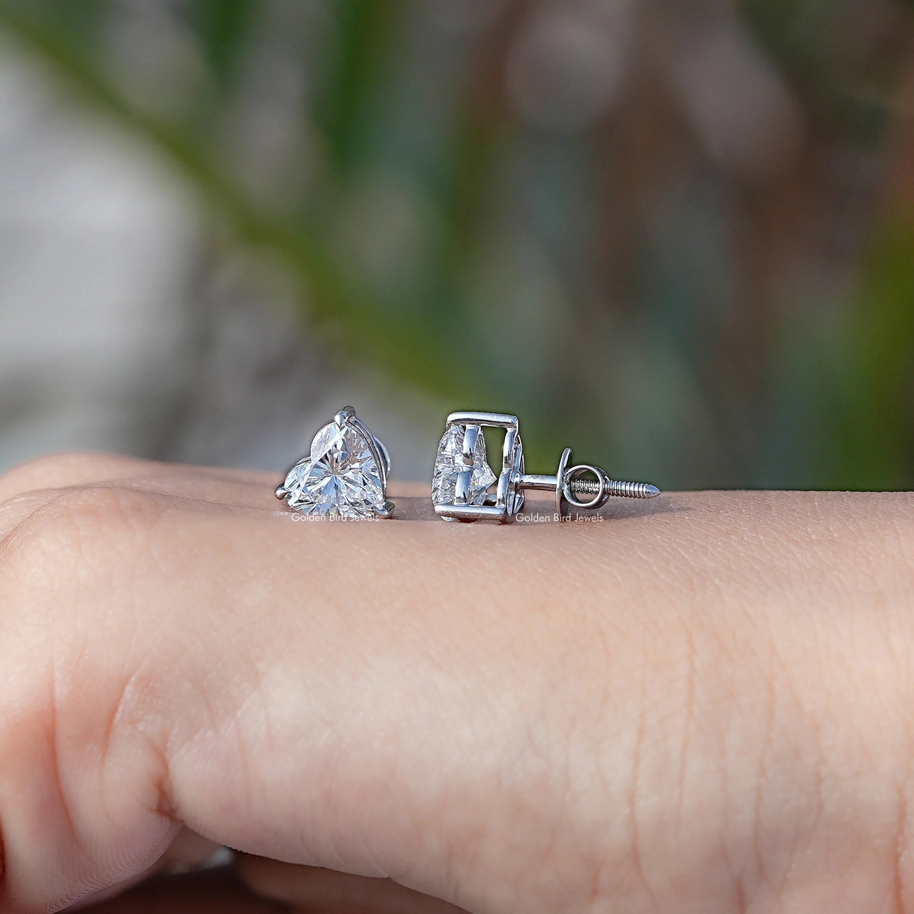 Front And Back Side View Of solitaire stud earrings crafted in lab diamonds