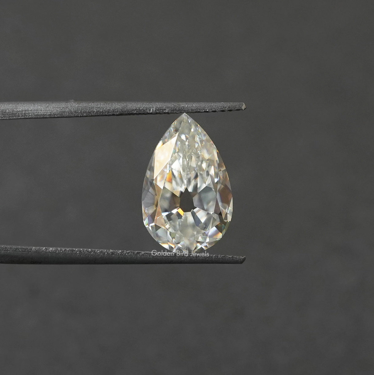 Old mine pear cut loose moissanite