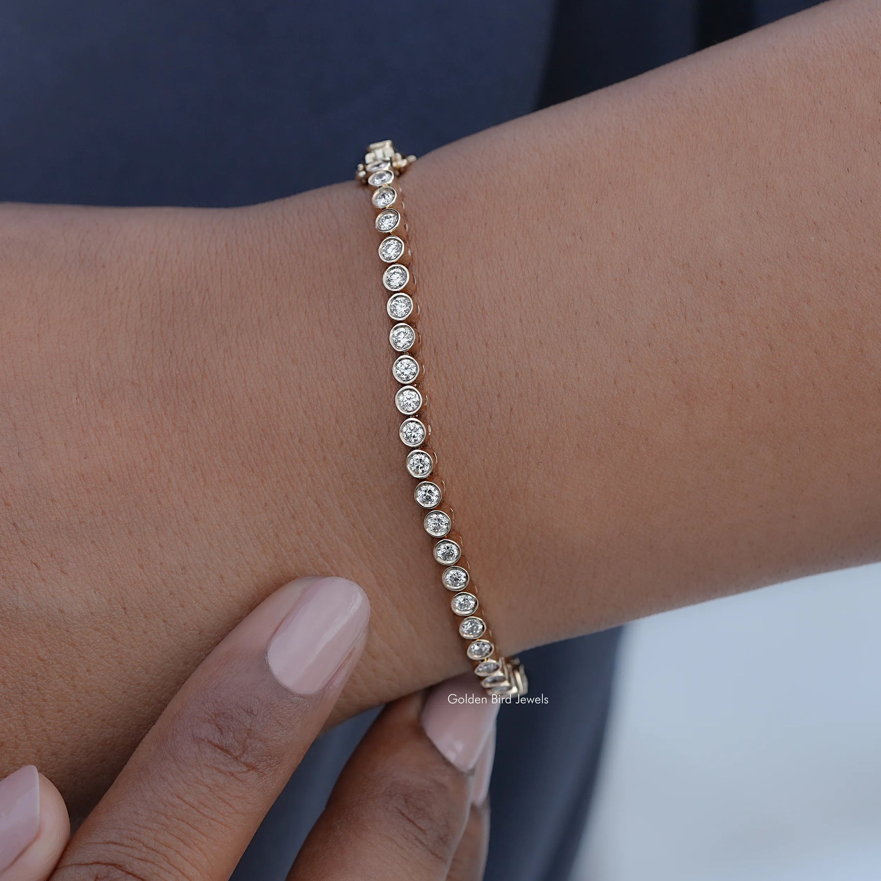 Lab Grown Round Diamond Tennis Bracelet in Unique Look