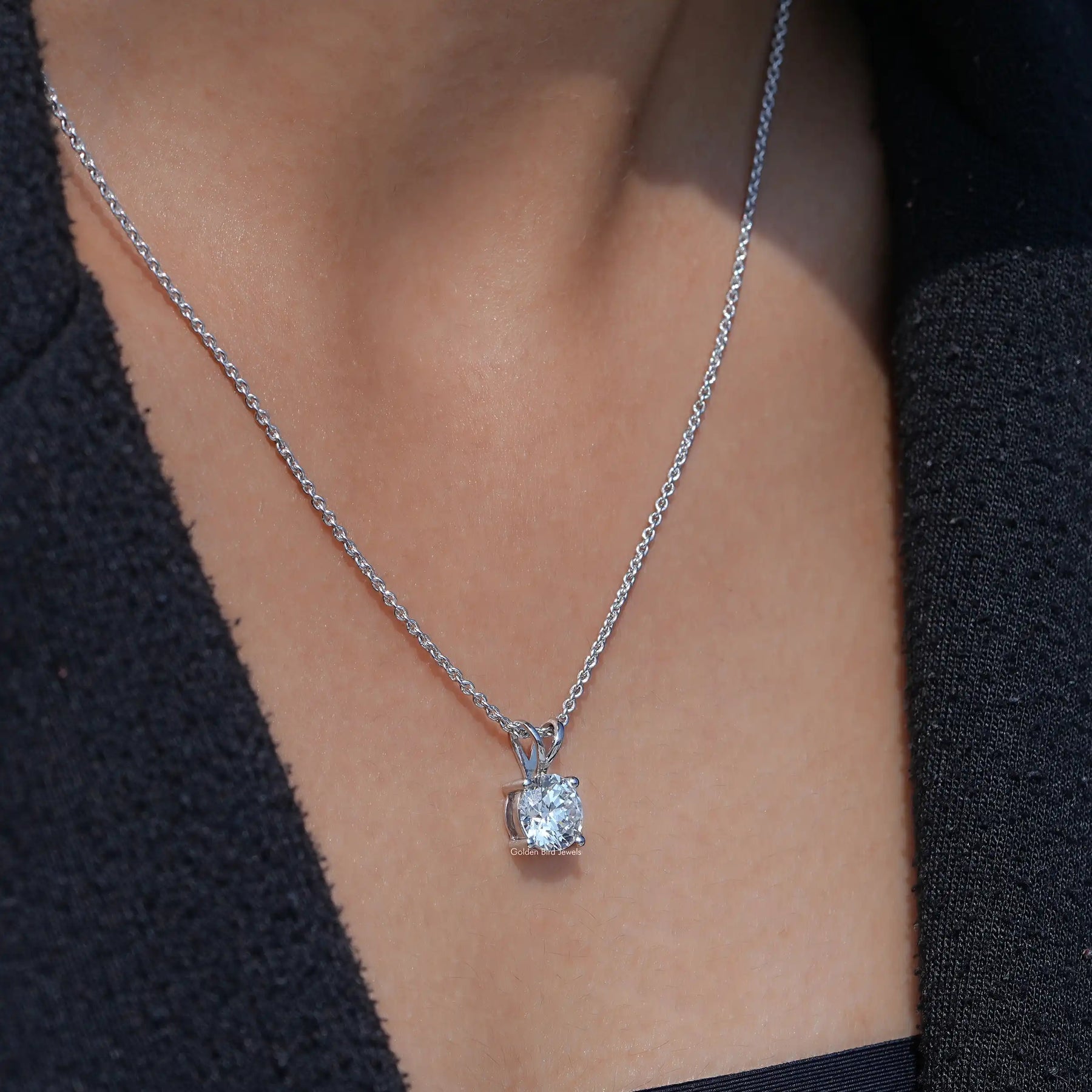 Round Shaped Solitaire Pendant in Prong Setting