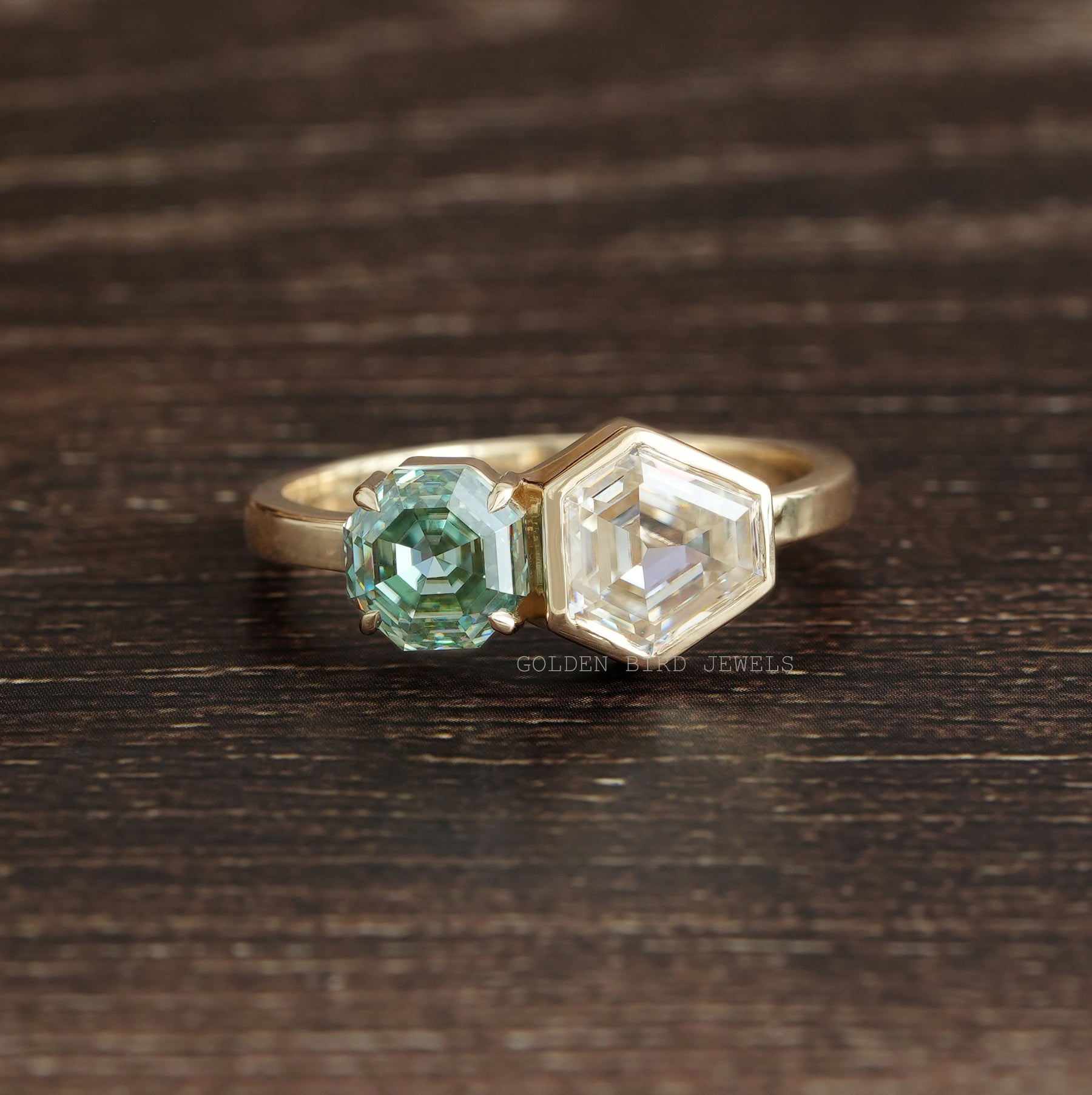 Unique Style Moissanite Toi Et Moi Engagement Ring