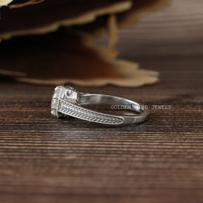 [Vintage Round Cut Moissanite Engagement Ring]-[Golden Bird Jewels]