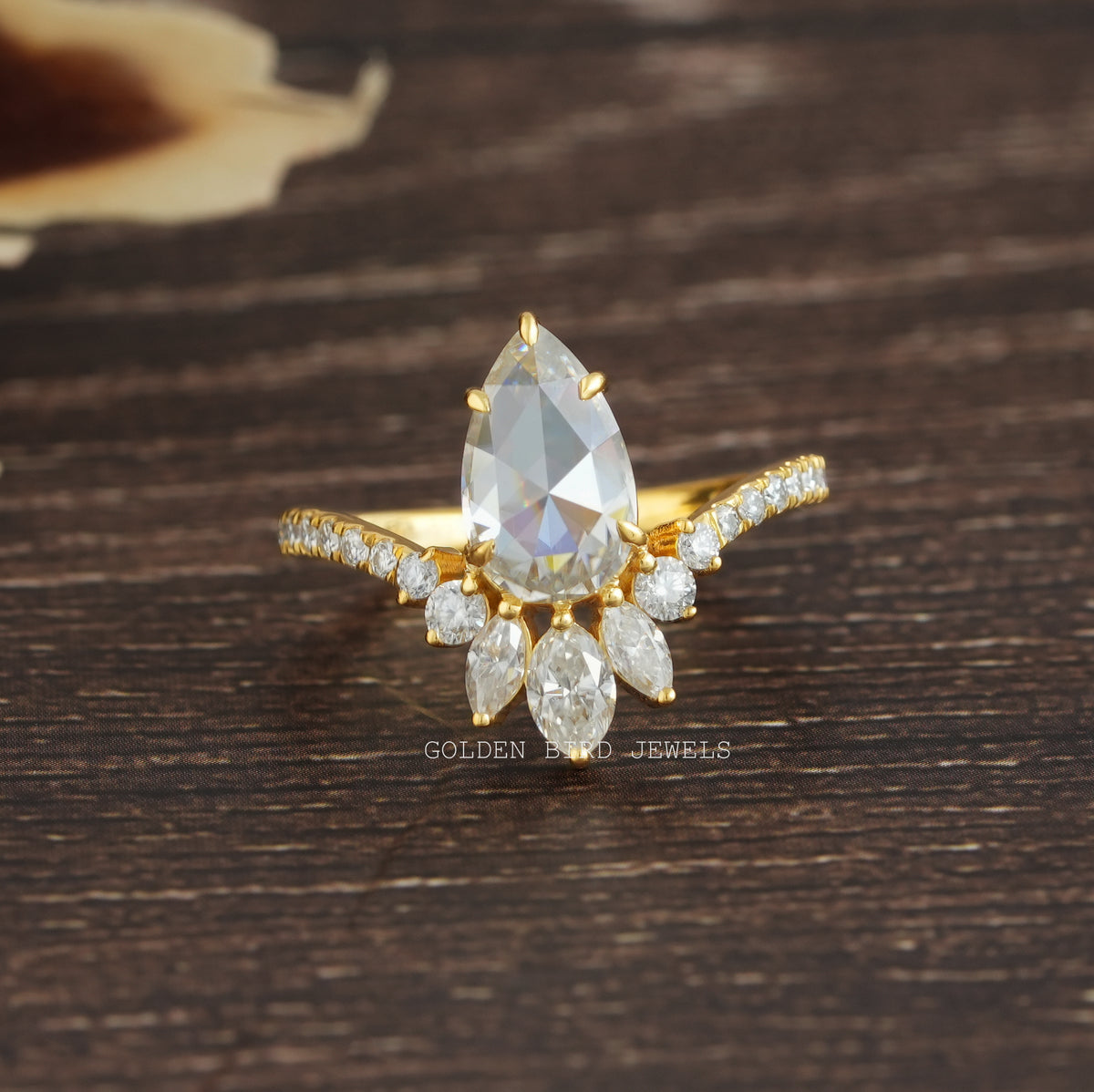 [Moissanite Rose Cut Pear Curved Engagement Ring]-[Golden Bird Jewels]