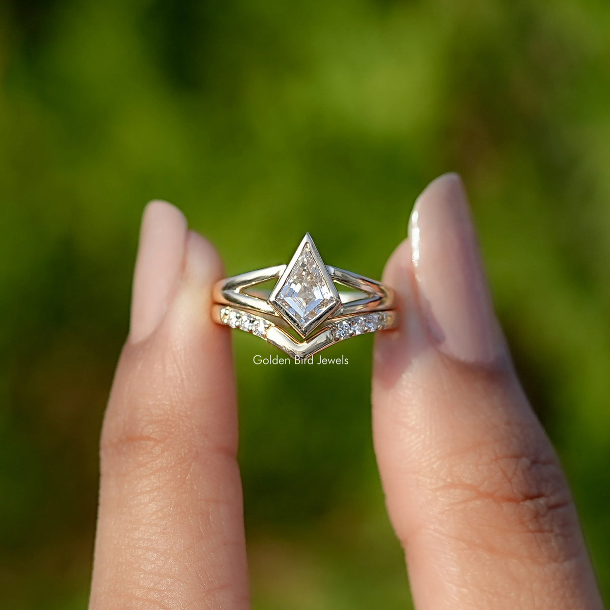 Front View of Antique Kite Cut Lab Diamond Bridal Ring Set In two Fingers