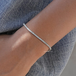 In front view of moissanite asscher Shape Bracelet