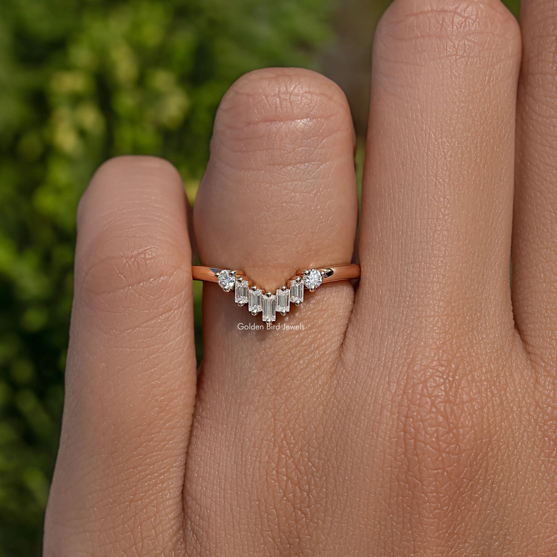 Baguette Cut Curve Moissanite Wedding Band