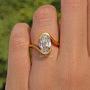 Bypass Old Mine Oval Moissanite Solitaire Ring