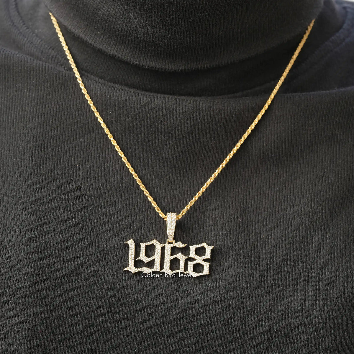 [Colorless Round Cut Moissanite Hip Hop Pendant]-[Golden Bird Jewels]
