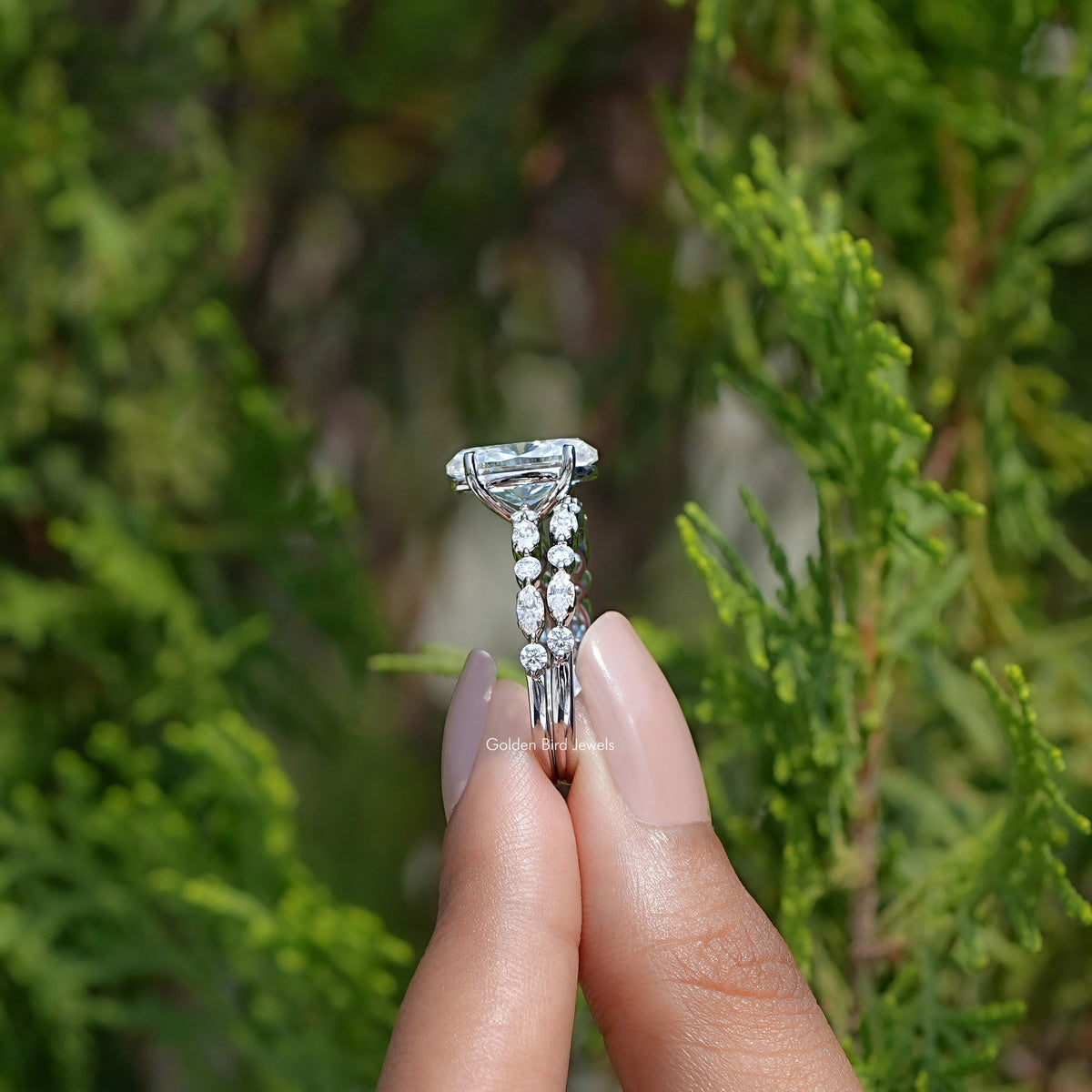 Side View of Crushed ice Oval Cut moissanite Bridal Set ring
