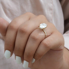 Crushed Ice Oval Cut Moissanite Solitaire Ring