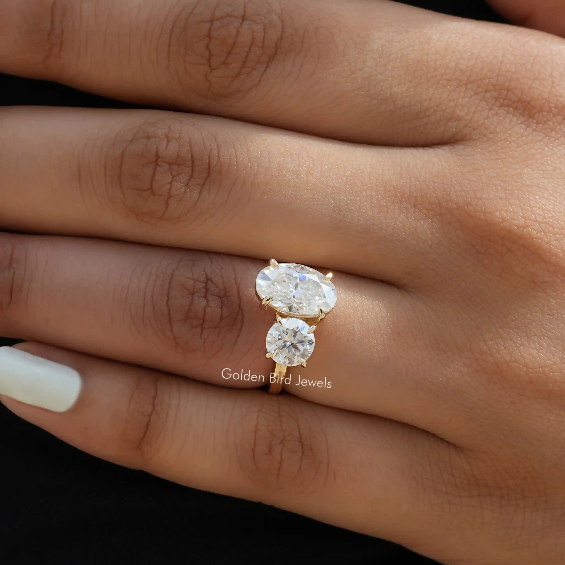 [Moissanite crushed ice oval and round cut moissanite toi et moi ring]-[Golden Bird Jewels]