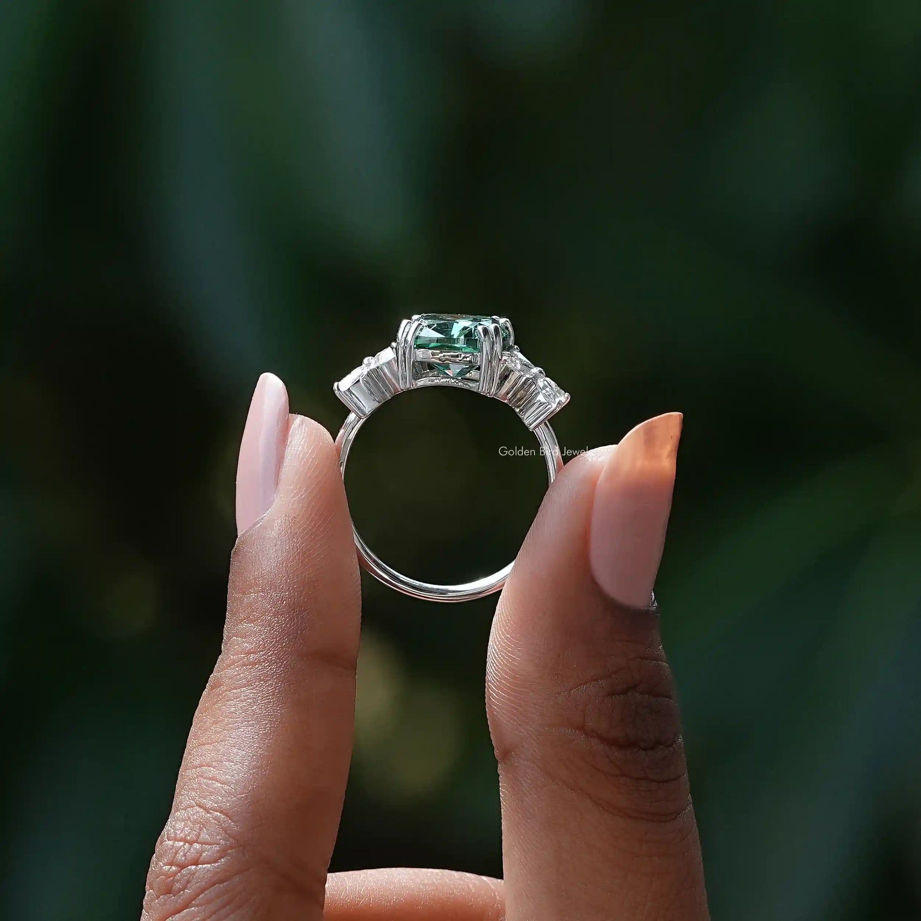 Dark green diamond ring hot sale