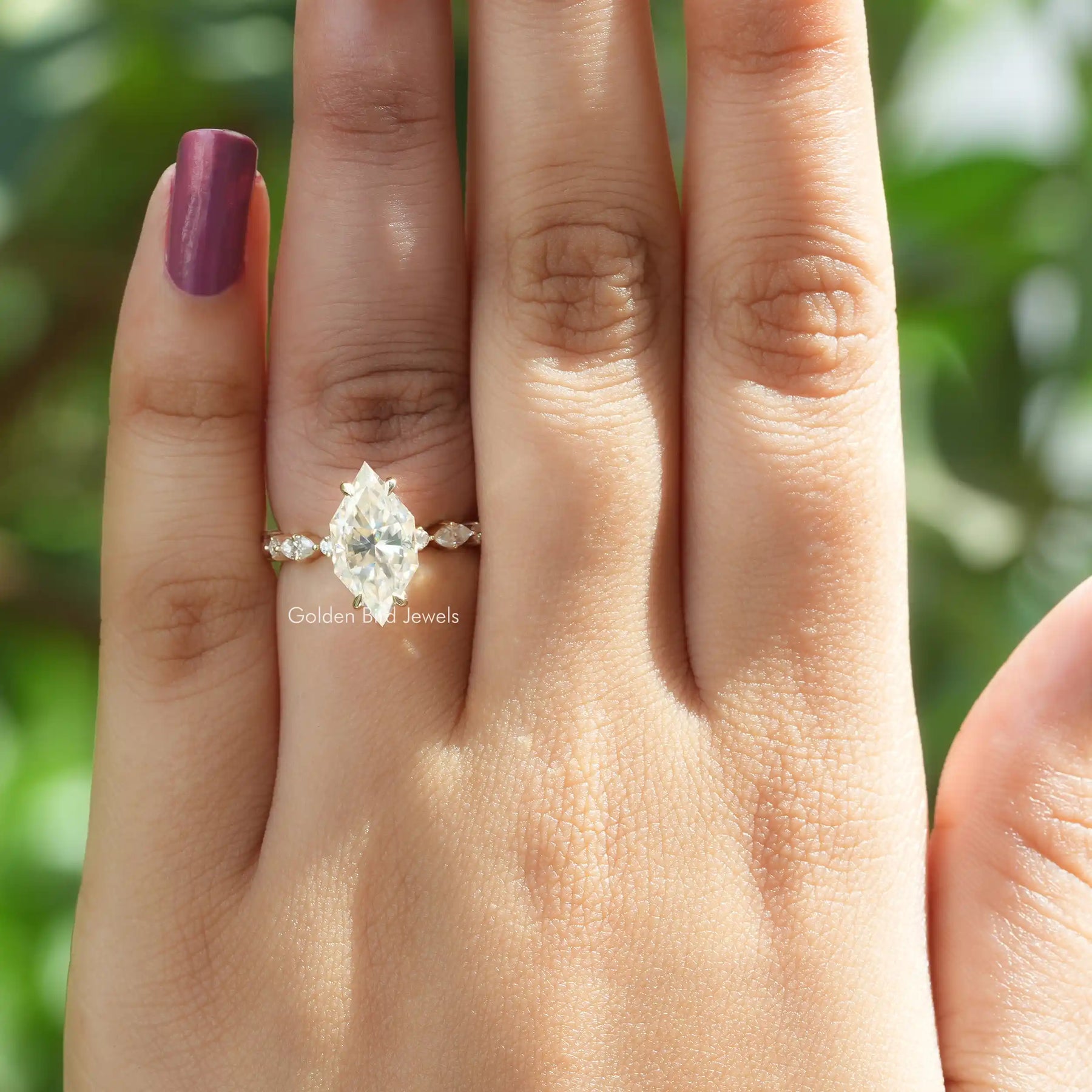 [In finger front view dutch marquise engagement rinbg set in prong setting]-[Golden Bird Jewels]