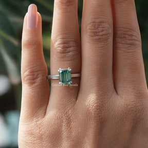 [Emerald Cut Moissanite Engagement Ring Crafted With 4 Prongs]-[Golden Bird Jewels]