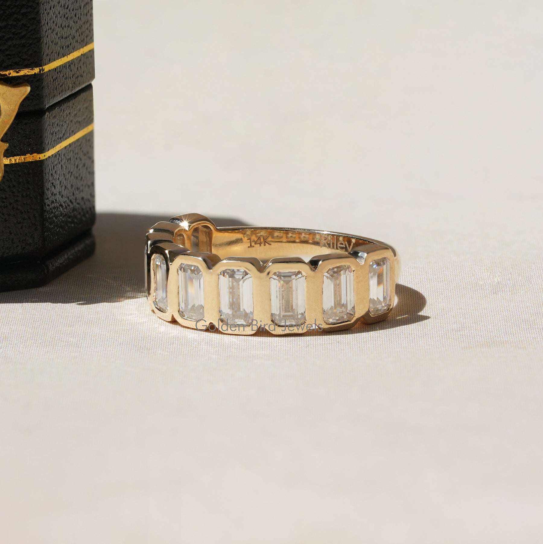 [Moissanite Wedding Band Crafted With Emerald Cut Stones]-[Golden Bird Jewels]