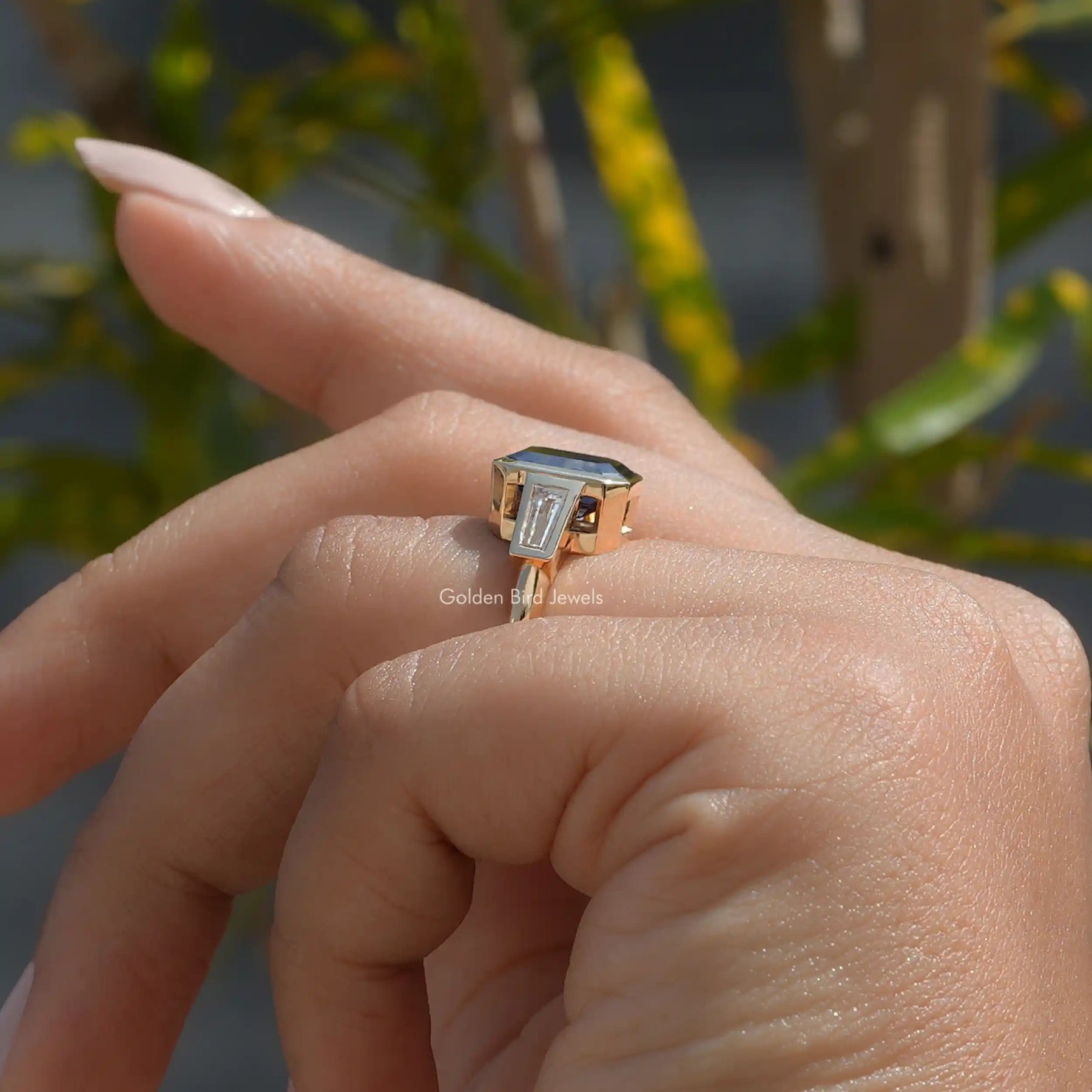 [Tapper Baguette And Emerald Cut Moissanite Engagement Ring]-[Golden Bird Jewels]