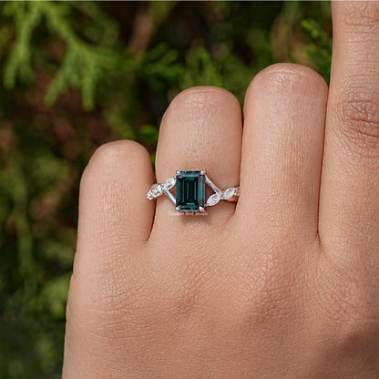 Green Emerald Moissanite Gemstone Floral Ring