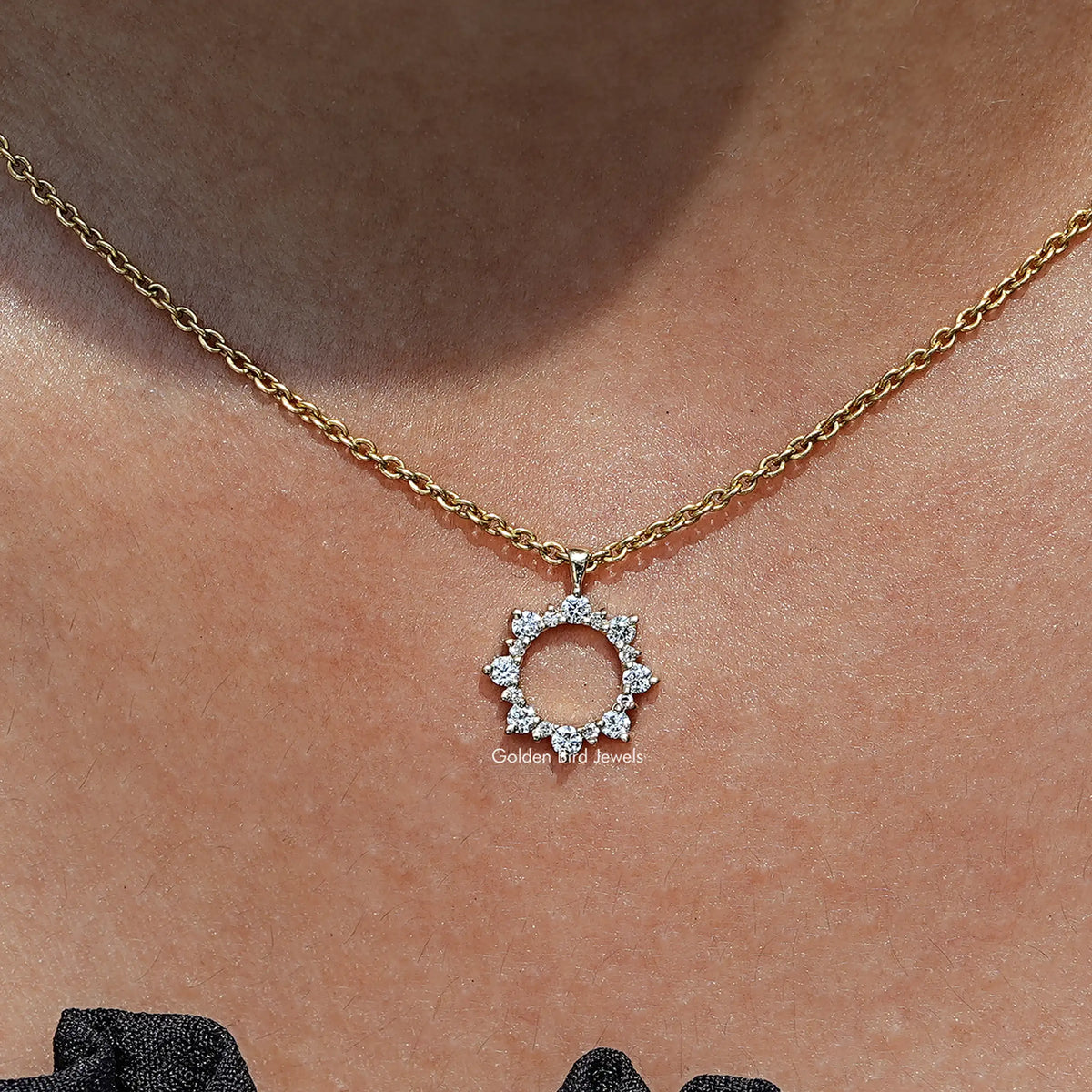 Round Shaped Diamond Open Circle Pendant