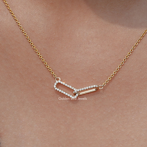 Round Diamond Paperclip Interlocked Pendant