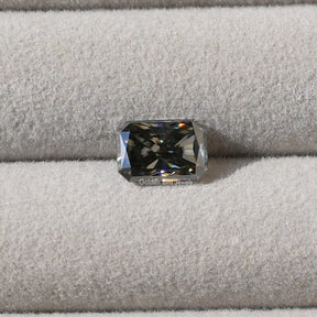 [Front view of radiant cut loose stone made of gray color]-[Golden Bird Jewels]
