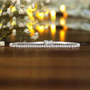 [Front view of round cut moissanite tennis bracelet made of 14k white gold]-[Golden Bird Jewels]