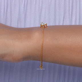 Side view of lab heart Cut Bracelet In yellow Gold