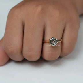[Hexagon Cut Moissanite Engagement Ring Set In Prongs]-[Golden Bird Jewels]