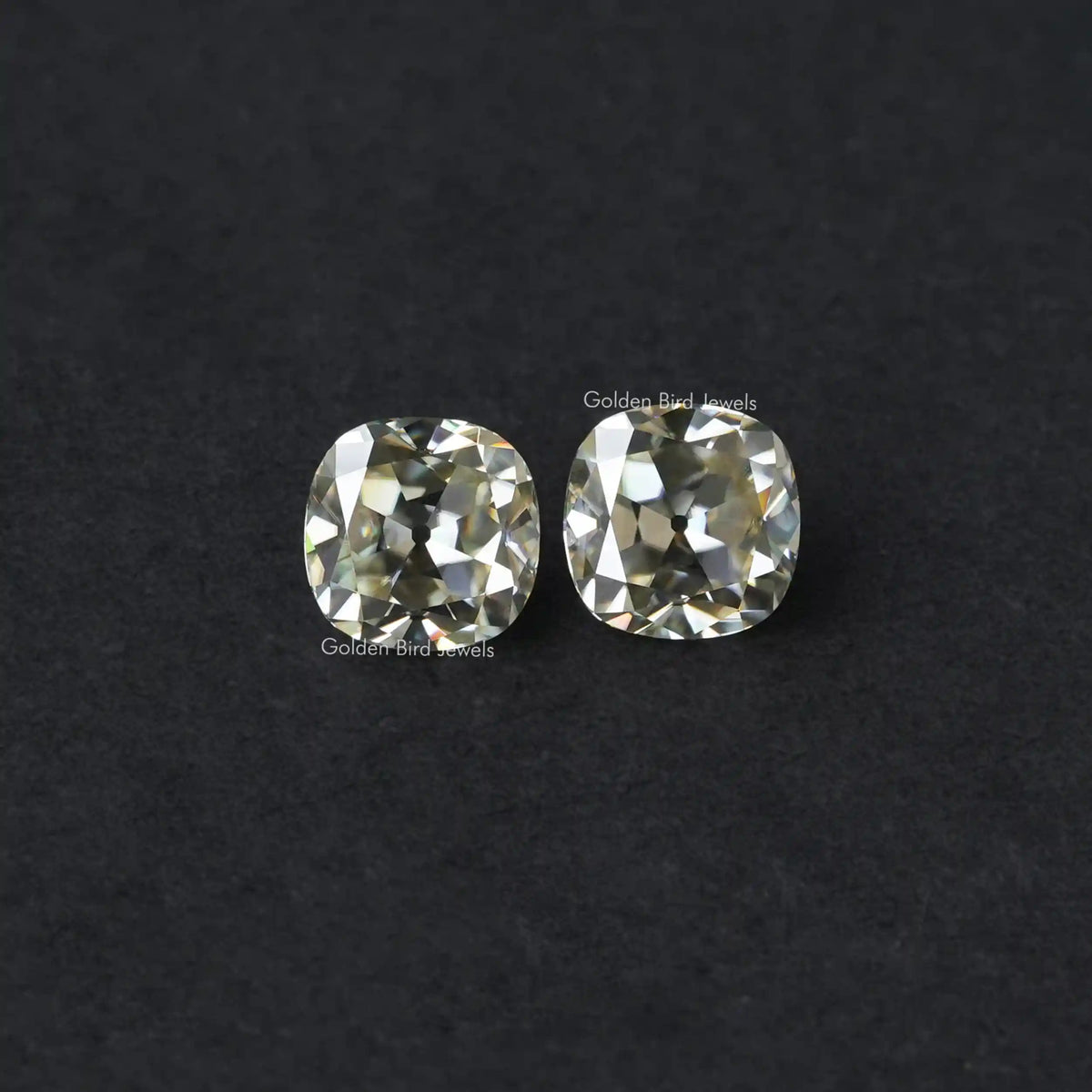 [This cushion cut matching pair loose stones made of vs clarity]-[Golden Bird Jewels]
