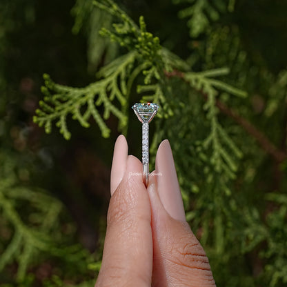 Round Cut Moissanite Gemstone Solitaire Accent Ring