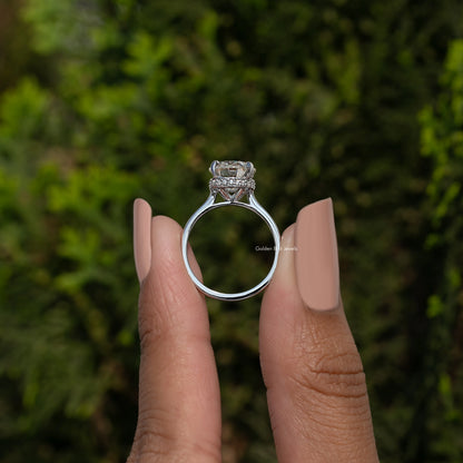 Round Cut Moissanite Solitaire Engagement Ring