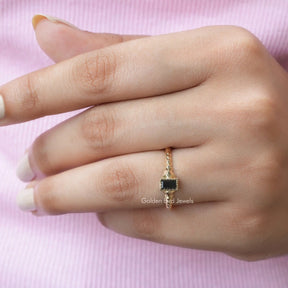 [Moissanite Baguette Cut Solitaire Engagement Ring]-[Golden Bird Jewels]