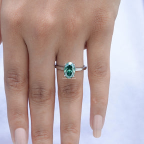 Clear View Of Oval Cut Moissanite Solitare Engagement Ring 