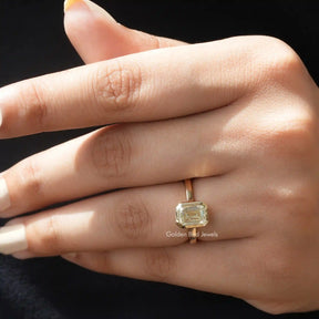 [Emerald Cut Moissanite Engagement Ring In 18K Yellow Gold]-[Golden Bird Jewels]