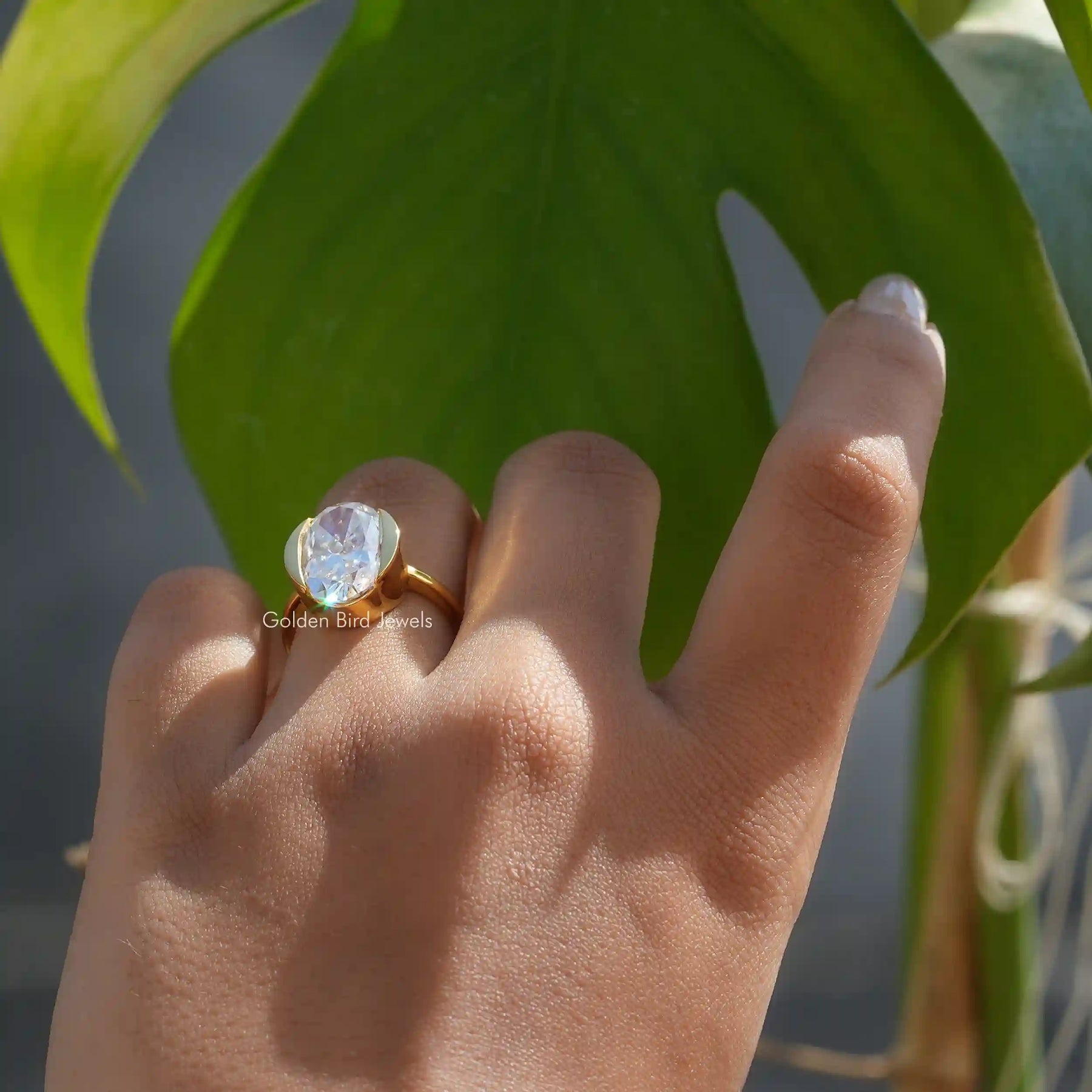 [Oval Cut Moissanite Solitaire Ring Made Of Yellow Gold]-[Golden Bird Jewels] 