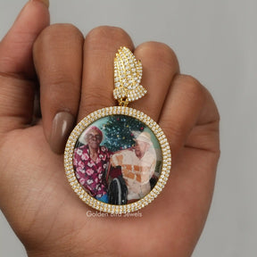 [This moissanite pendant set in round cut stones]-[Golden Bird Jewels]