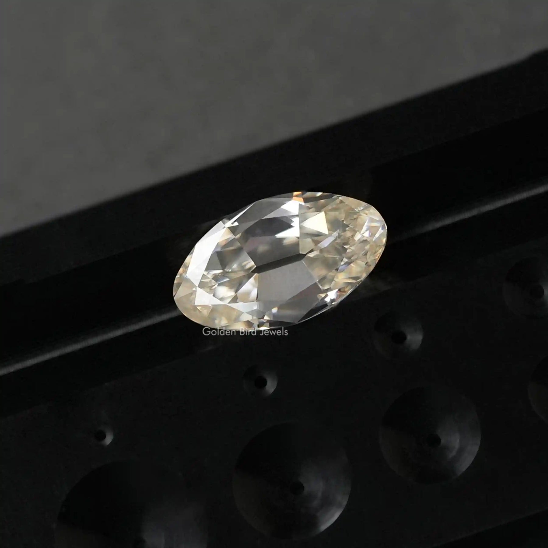 [Moval cut loose moissanite stone]-[Golden Bird Jewels]