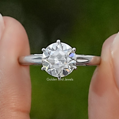 OEC Round Cut Moissanite Solitaire Accent Ring