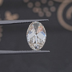 Off White Old Mine Oval Loose Stone