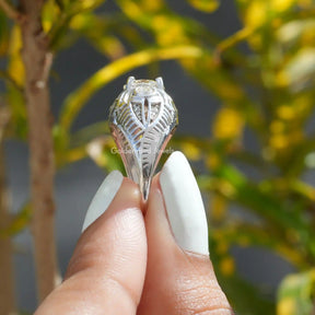 [Moissanite OEC Round Vintage Ring]-[Golden Bird Jewels]