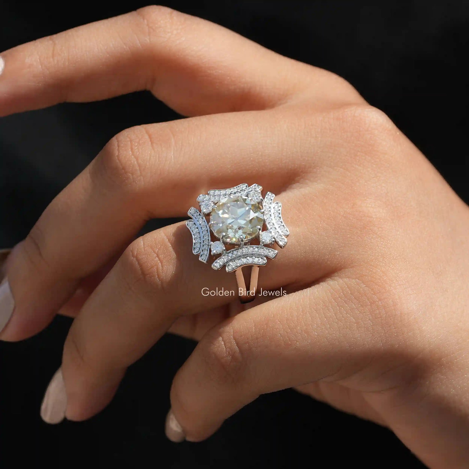 [Prong Set Round Cut Moissanite Engagement Ring]-[Golden Bird Jewels]