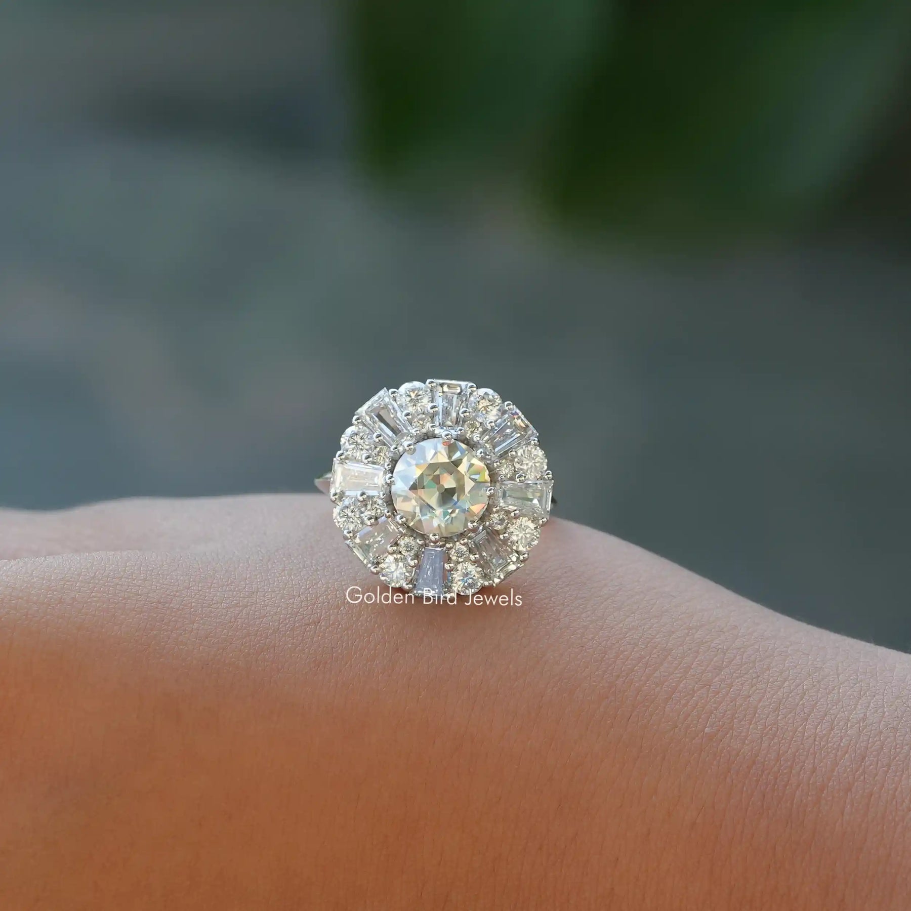 [This moissanite cluster ring made of halo design setting]-[Golden Bird Jewels]