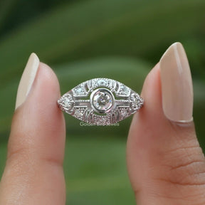 [In two finger front view of old european round cut moissanite  vintage ring]-[Golden Bird  Jewels]
