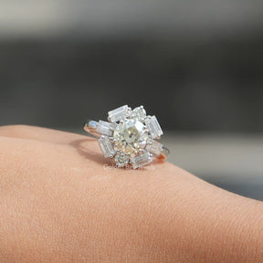[Old European Cut Round With Baguette Cut Halo Moissanite Ring]-[Golden Bird Jewels]