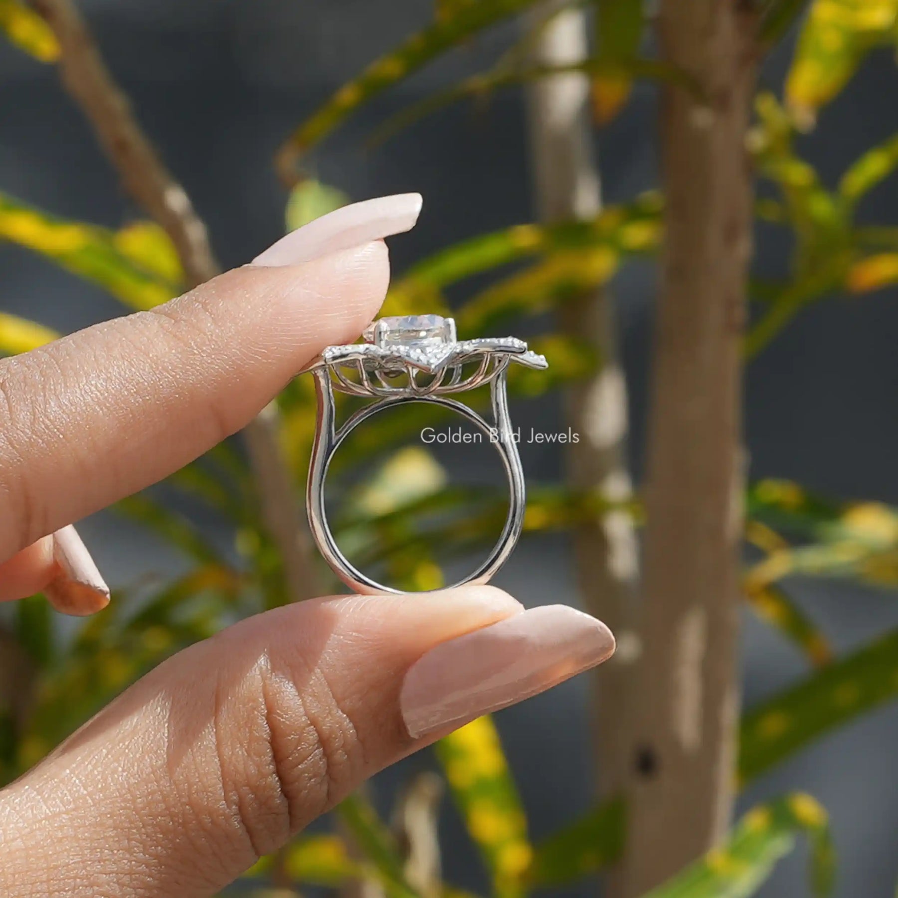 [Hand Made Old European Round Cut Moissanite Ring]-[Golden Bird Jewels]