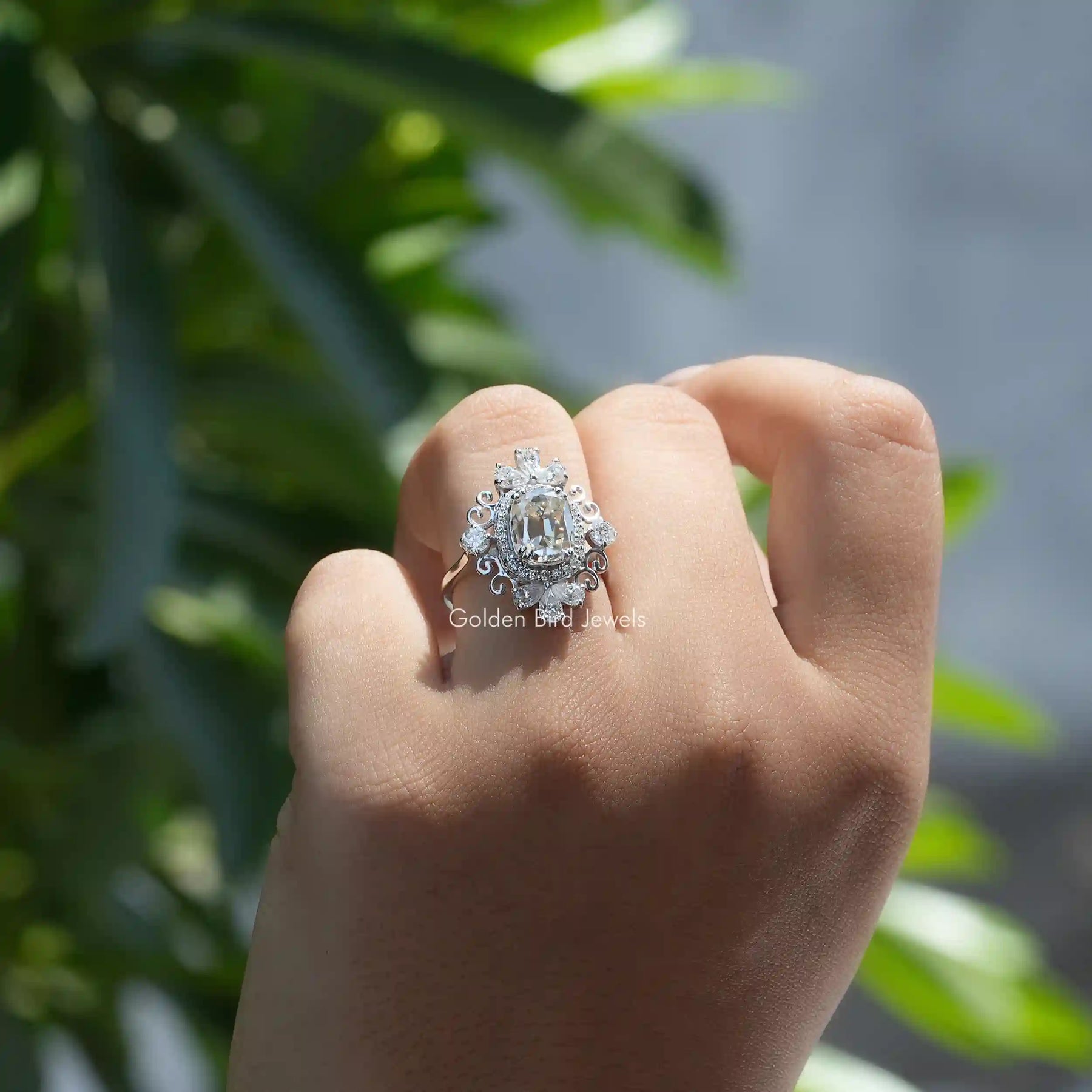 [Moissanite old mone cushion cut ring made of pear & round stones with vvs clarrity moissanite]