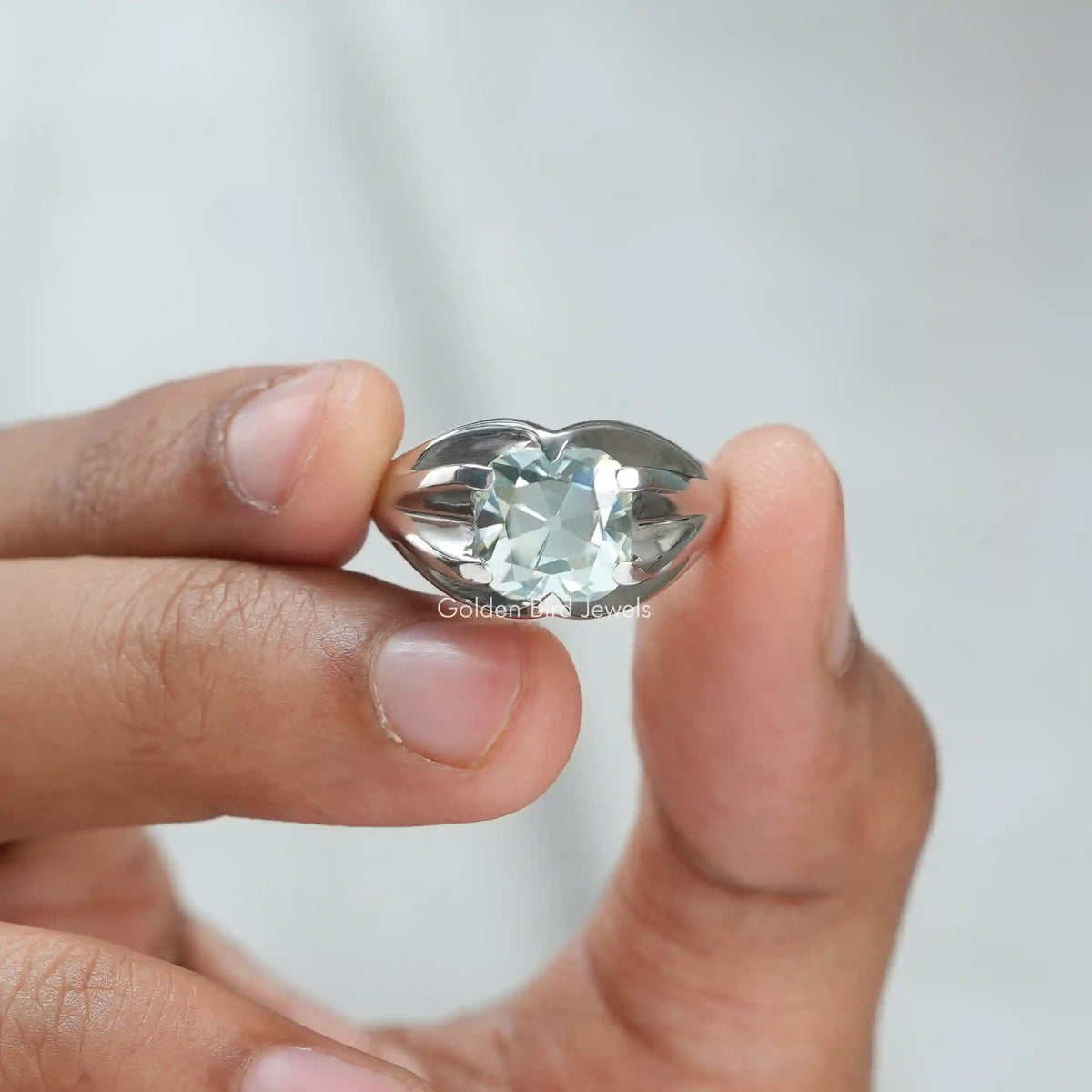 Swarovski Gold-tone Plated Vio Crystal Ring, Size 52 5139700 9009651397003  - Jewelry, Vio - Jomashop