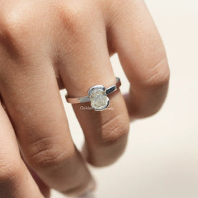 [Cushion Cut Moissanite Solitaire Engagement Ring With VVS Clarity Moissanite]-[Golden Bird Jewels] 