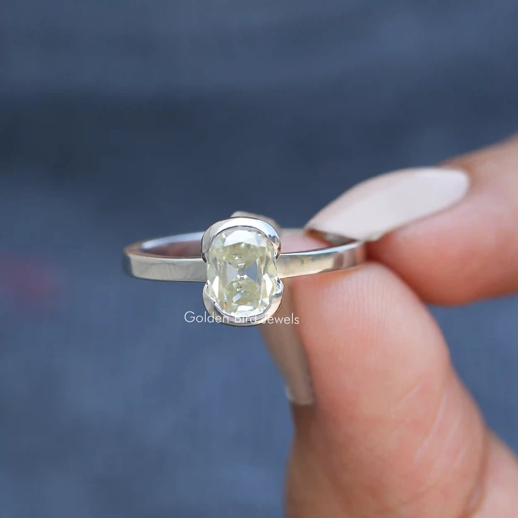 [Cushion Cut Moissanite Solitaire Engagement Ring]-[Golden Bird Jewels] 