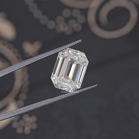 Colorless Old Mine Emerald Loose Stone